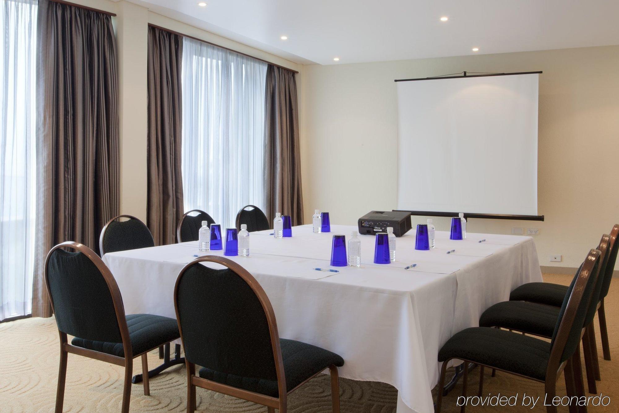 Crown Hotel Port Moresby Facilities photo